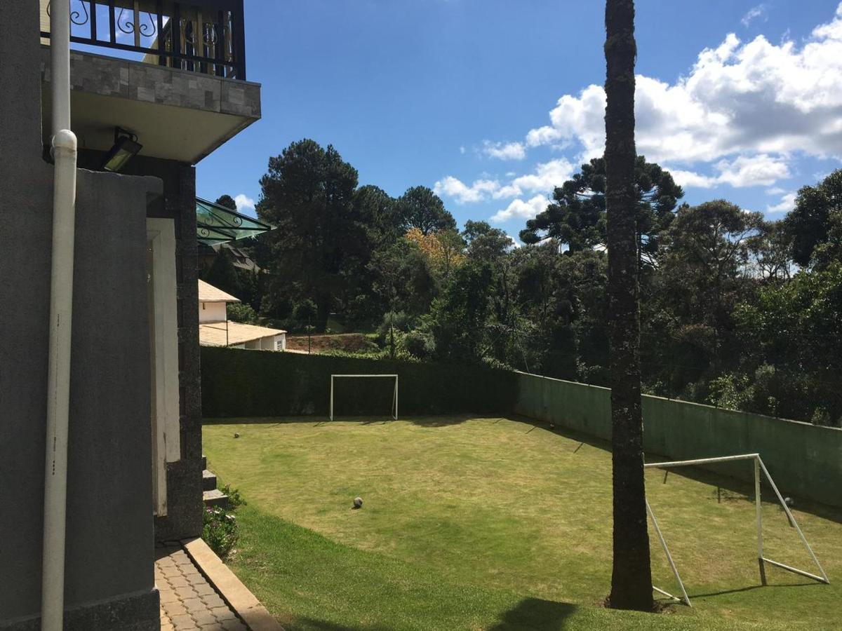 Excelente Casa, Bairro Nobre Em Campos Do Jordao Villa Luaran gambar