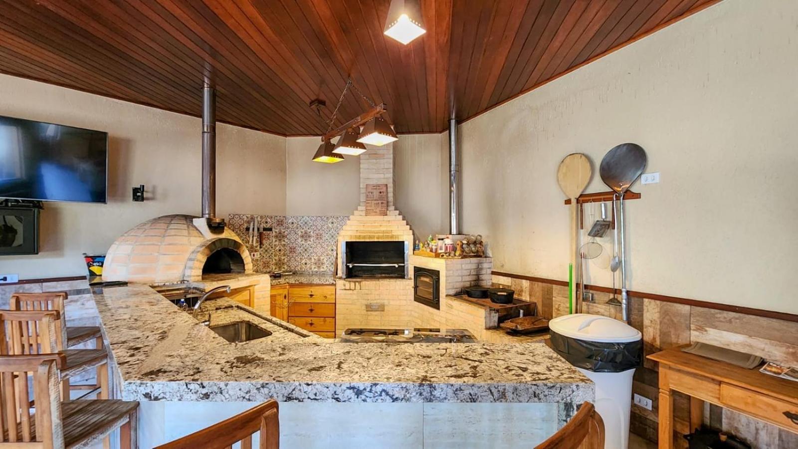 Excelente Casa, Bairro Nobre Em Campos Do Jordao Villa Luaran gambar